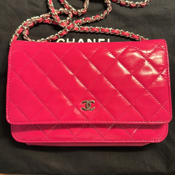 Authentic Chanel Pink Quilted Patent WOC Wallet on Chain - Picture 5 of 13